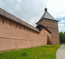 Suzdal Kremlin wall
